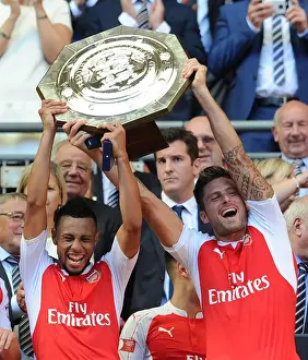 Arsenal: Coquelin and Giroud Celebrate Community Shield Victory