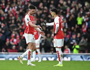 Arsenal: Declan Rice Congratulates Gabriel Martinelli After Substitution vs Crystal Palace (2023-24)