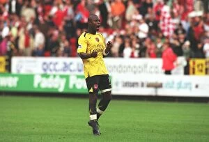 Images Dated 30th September 2006: Arsenal defender William Gallas celebrates after the match
