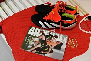 Arsenal V Crystal Palace 2023-24 Prints: Arsenal Dressing Room: Match Programmes Before Arsenal vs Crystal Palace (2023-24)