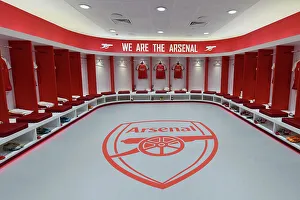 Wolverhampton Wanderers F Prints: Arsenal Dressing Room: Pre-Match Preparation vs. Wolverhampton Wanderers (2022-23)