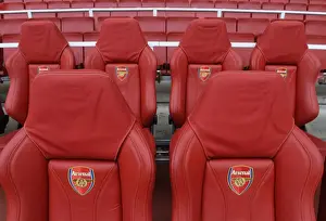 Arsenal Dugout: Pre-Match Atmosphere at Emirates Stadium (Premier League 2017-18: Arsenal vs Leicester City)