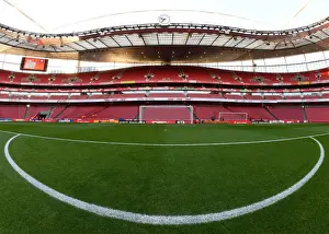 Arsenal at Emirates: Clock End Goalmouth Awaits Burnley's Challenge (Arsenal v Burnley, 2018-19)