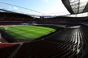 Arsenal V Burnley FA Cup 4th Rd 2016 Prints: Arsenal at Emirates Stadium: FA Cup Showdown Against Burnley