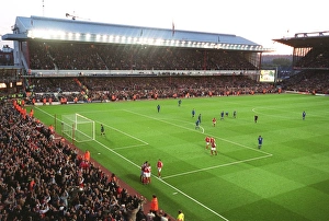 Images Dated 8th November 2005: (Arsenal) (Everton). Arsenal 7: 0 Everton. Barclays Premiership
