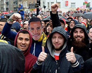 Arsenal FA Cup Final Victory Parade 2014-15 Prints: Arsenal FA Cup Triumph: 2014-15 Victory Parade