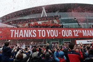 Images Dated 31st May 2015: Arsenal FA Cup Triumph: 2014-15 Victory Parade