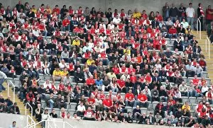 Images Dated 10th April 2007: Arsenal fans