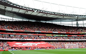 Arsenal fans banner. Arsenal 0: 2 West Ham United. Barclays Premier League. Emirates Stadium