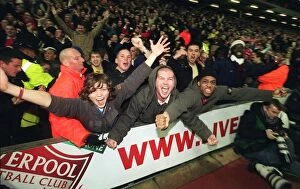 Fans Collection: Arsenal fans celebrate the 3rd Arsenal goal scored by Thierry Henry