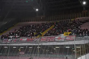 Arsenal Fans Europa League Passion: Napoli Showdown at Stadio San Paolo