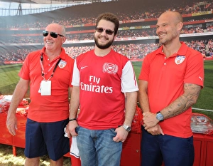Arsenal fans at the fan area outside the stadium before the match. Arsenal 3:1 Chivas Arsenal fans at the fan area outside the stadium before the match. Arsenal 3:1 Chivas