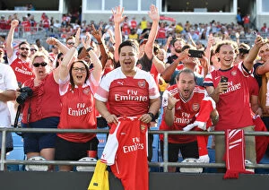 Arsenal v Fiorentina 2019-20 Collection: Arsenal Fans Gather in Charlotte for Arsenal vs. ACF Fiorentina at 2019 International Champions Cup