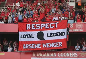 Arsenal V Burnley 2017-18 Prints: Arsenal Fans Honor Arsene Wenger with Banner at Emirates Stadium (2018)