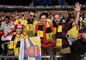 Arsenal fans before the match. Arsenal 4: 0 Aston Villa. FA Cup Final. Wembley Stadium, 30 / 5 / 15