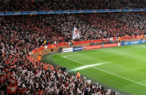 Arsenal Fans Unite: Arsenal 2:1 Barcelona, UEFA Champions League Round 16, Emirates Stadium