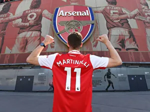 Arsenal V Everton 2021-22 Prints: Arsenal Fans Unveil New Shirts Ahead of Arsenal vs. Everton Showdown (2021-22)