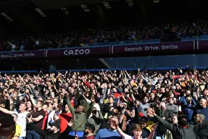 Arsenal Fans Unwavering Passion at Aston Villa vs Arsenal, Premier League 2021-22