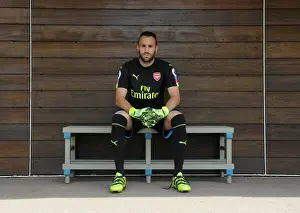 Arsenal FC: 2016-17 First Team - David Ospina at Photocall