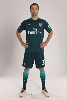 Arsenal 1st Team Photocall 2017-18 Prints: Arsenal FC 2017-18 Team: Petr Cech at Team Photocall