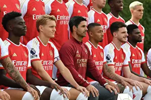 Arsenal FC 2023-24: Unity and Determination - The Team's Unified Front