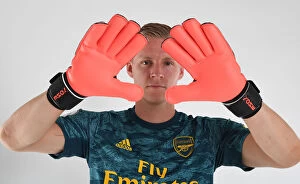 Images Dated 7th August 2019: Arsenal FC: Bernd Leno in Training Mode, 2019-20