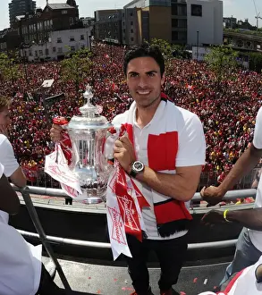 Arsenal Trophy Parade 2014 Prints: Arsenal FC: Celebrating FA Cup Victory - Mikel Arteta Leads the Parade, London 2014
