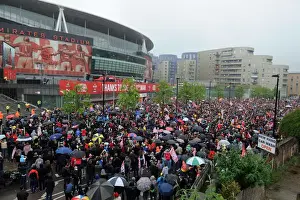 Arsenal FA Cup Final Victory Parade 2014-15 Prints: Arsenal FC: Celebrating FA Cup Victory - Parade at Emirates Stadium, 2015