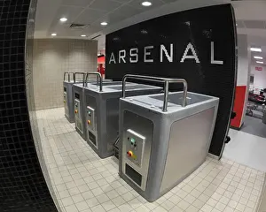 Arsenal FC: Gearing Up for Battle in the Ice Baths - Preparing for Arsenal vs. Southampton, Premier League 2022-23