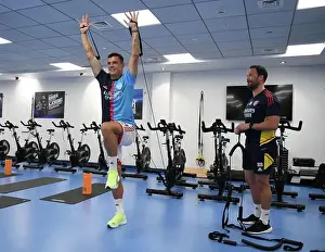 Arsenal FC: Granit Xhaka's Training Session Ahead of Arsenal v AC Milan - Dubai Super Cup 2022-23