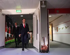 Arsenal V FC Köln 2017-18 Prints: Arsenal FC: Hector Bellerin and Nacho Monreal Arrive at Emirates Stadium for Arsenal v 1