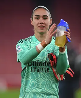 Arsenal Women V Olympique Lyonnais 2022-23 Prints: Arsenal FC: Kim Little's Changing Room Moment before Arsenal vs Olympique Lyonnais