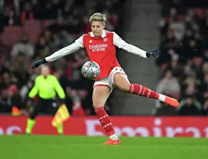 Arsenal Women V Olympique Lyonnais 2022-23 Prints: Arsenal FC: Kim Little's Unwavering Focus