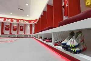 Everton F Prints: Arsenal FC: A Look into Aaron Ramsdale's Pre-Match Routine vs Everton (Arsenal v Everton 2022-23)