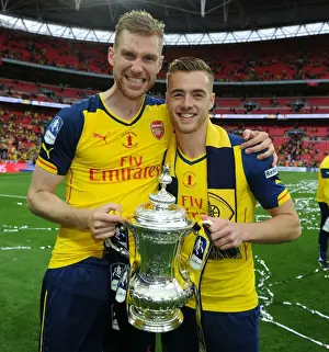 Arsenal FC: Per Mertesacker and Calum Chambers Celebrate FA Cup Victory