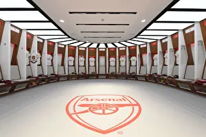 Arsenal FC: Pre-Match Huddle in the Changing Room before FA Community Shield vs Liverpool (2020-21)