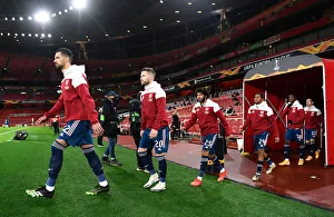 Arsenal FC: Pre-Match Huddle - Pablo Mari, Shkodran Mustafi, and Mohamed Elneny vs. Rapid Wien, UEFA Europa League 2020-21