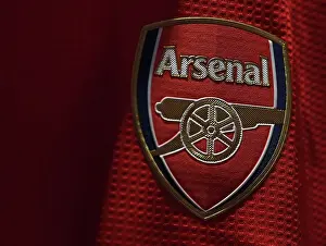 Arsenal V Crystal Palace 2022-23 Prints: Arsenal FC: Pre-Match Preparation - Arsenal v Crystal Palace, Premier League (2022-23)