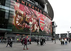 Arsenal FC: Sea of Supporters Gathering for Premier League Showdown against Brentford (2023)