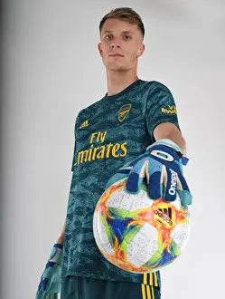 Arsenal Photocall 2019-20 Prints: Arsenal FC: Training Camp - Matt Macey in Focus, 2019
