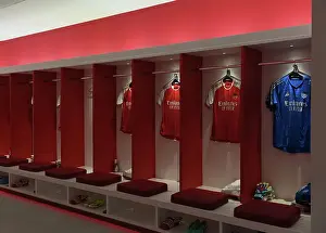 Arsenal V Crystal Palace 2023-24 Prints: Arsenal FC: Unity in the Huddle - Pre-Match Moment before Battle (2023-24)