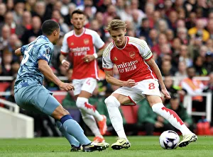 Arsenal FC v Aston Villa - Premier League