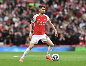 Arsenal FC v Aston Villa - Premier League