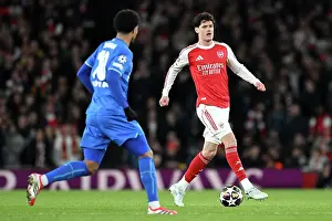 Arsenal V Bayer Leverkusen 2025-26 Prints: Arsenal FC v Bayer 04 Leverkusen - UEFA Champions League 2025/26 Round of 16 Second Leg