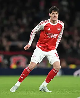 Arsenal V Bayer Leverkusen 2025-26 Prints: Arsenal FC v Bayer 04 Leverkusen - UEFA Champions League 2025/26 Round of 16 Second Leg