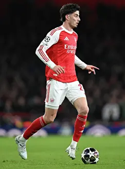Bayer Leverkusen V Arsenal 2025-26 Prints: Arsenal FC v Bayer 04 Leverkusen - UEFA Champions League 2025/26 Round of 16 Second Leg