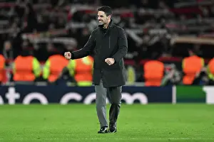 Bayer Leverkusen V Arsenal 2025-26 Prints: Arsenal FC v Bayer 04 Leverkusen - UEFA Champions League 2025/26 Round of 16 Second Leg