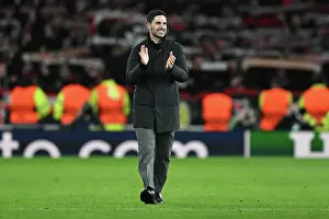 Bayer Leverkusen V Arsenal 2025-26 Prints: Arsenal FC v Bayer 04 Leverkusen - UEFA Champions League 2025/26 Round of 16 Second Leg