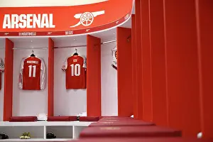 Bayer Leverkusen V Arsenal 2025-26 Prints: Arsenal FC v Bayer 04 Leverkusen - UEFA Champions League 2025/26 Round of 16 Second Leg
