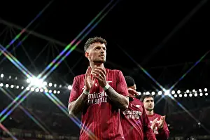 Arsenal V Bayer Leverkusen 2025-26 Prints: Arsenal FC v Bayer 04 Leverkusen - UEFA Champions League 2025/26 Round of 16 Second Leg